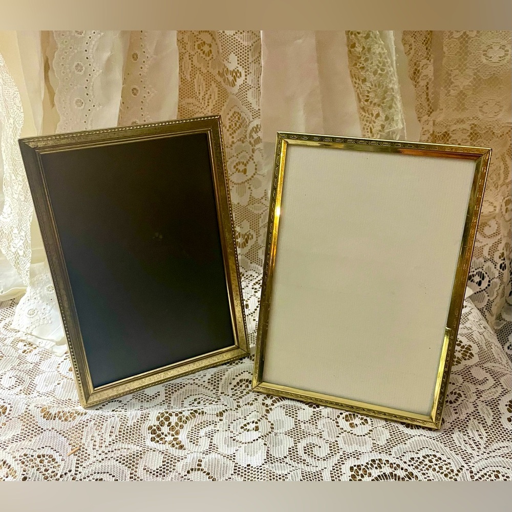 Vintage Pair of Gold Picture Frames